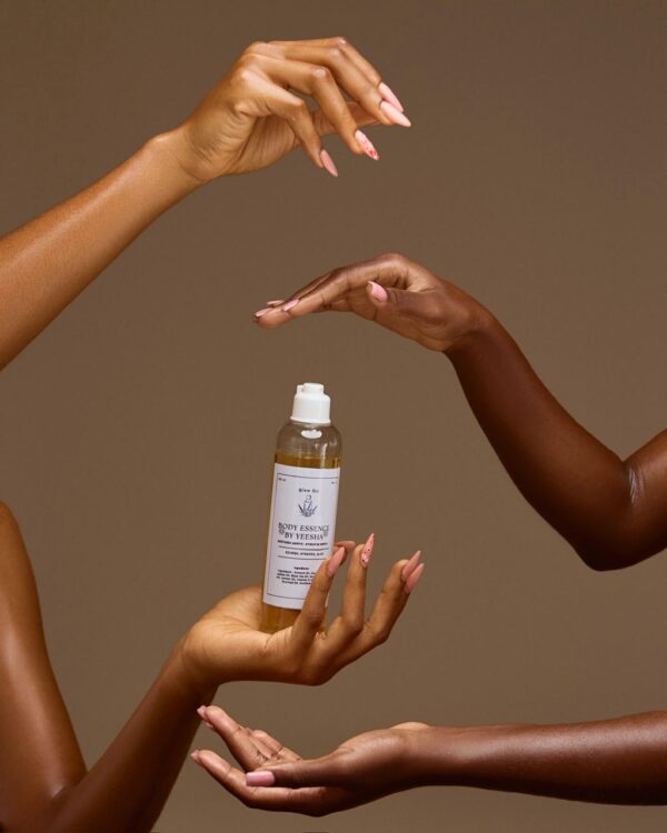 Yeesha's Glow Body Oil - Image 3